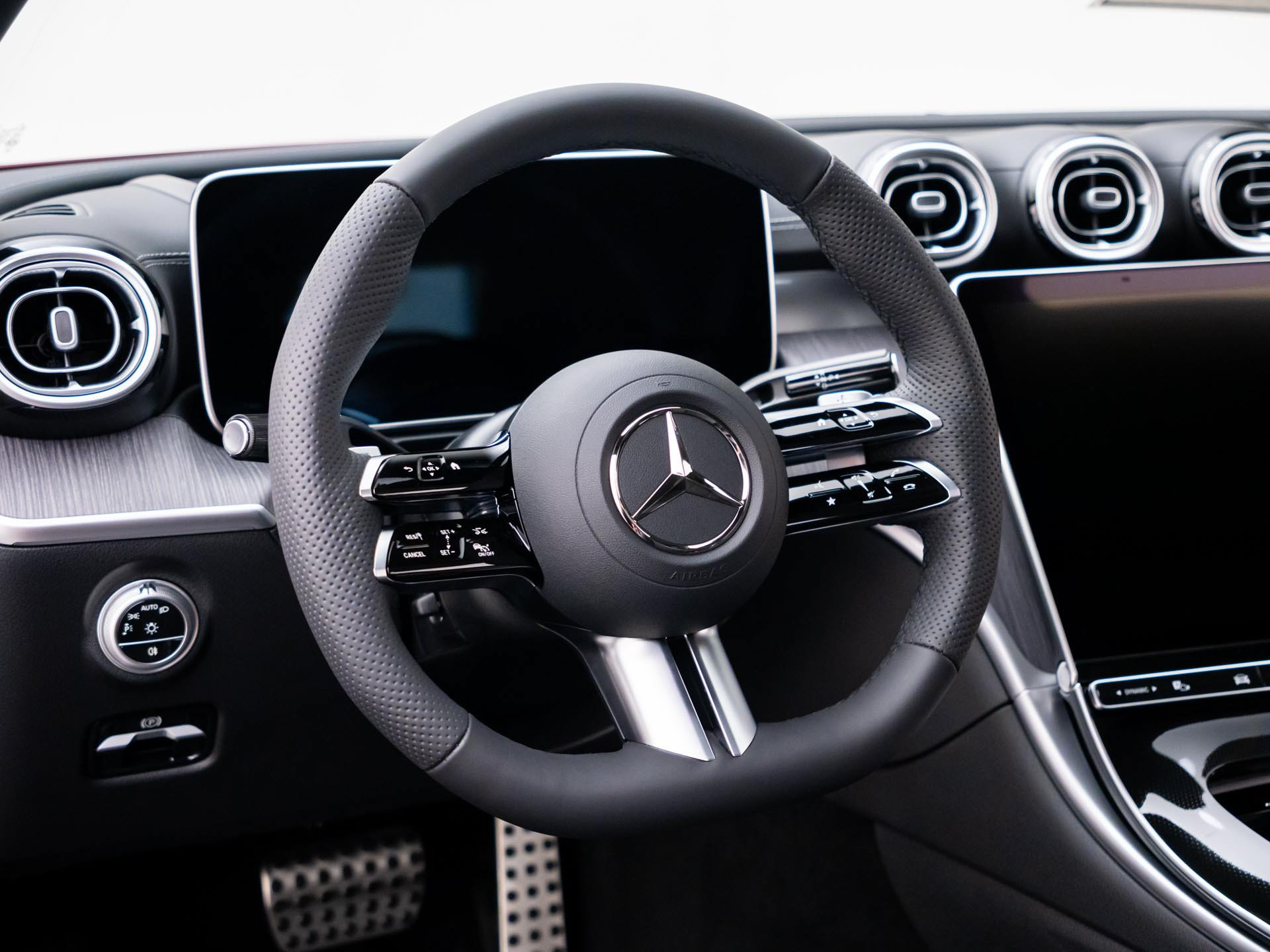 New 2027 Mercedes-Benz CLE 300 4MATIC Cabriolet image 11