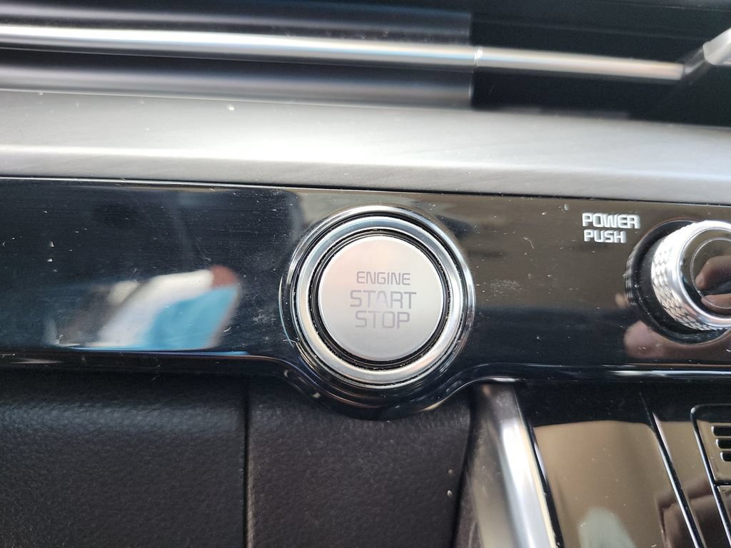 Used 2022 Kia Carnival SX FWD image 31