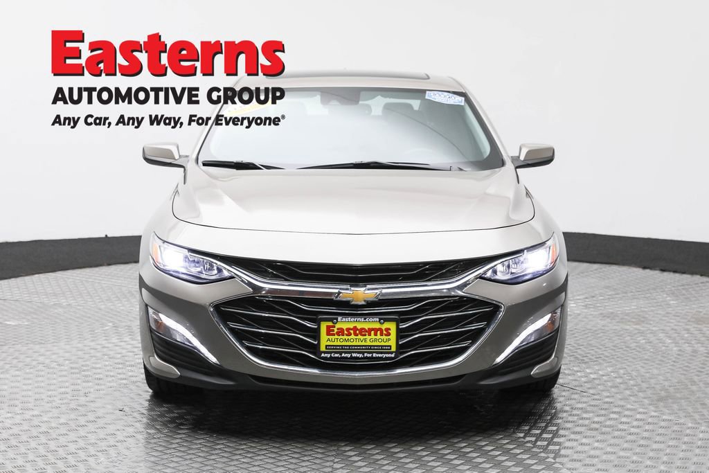 Used 2024 Chevrolet Malibu LT image 2