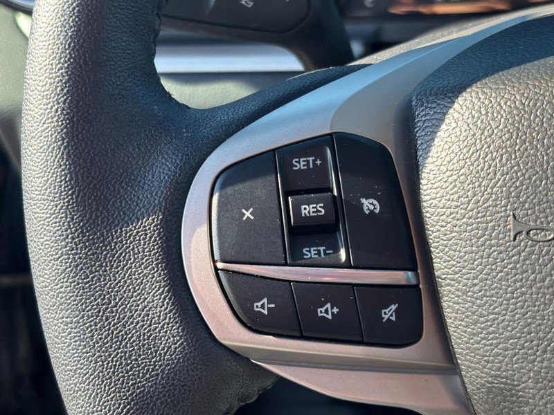 Used 2023 Ford Explorer XLT w/ Equipment Group 202A AWD/4WD image 19