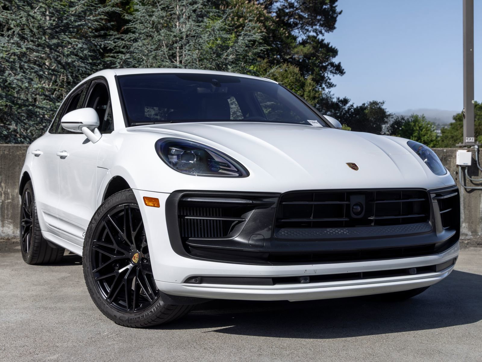 Certified 2023 Porsche Macan GTS AWD/4WD image 9