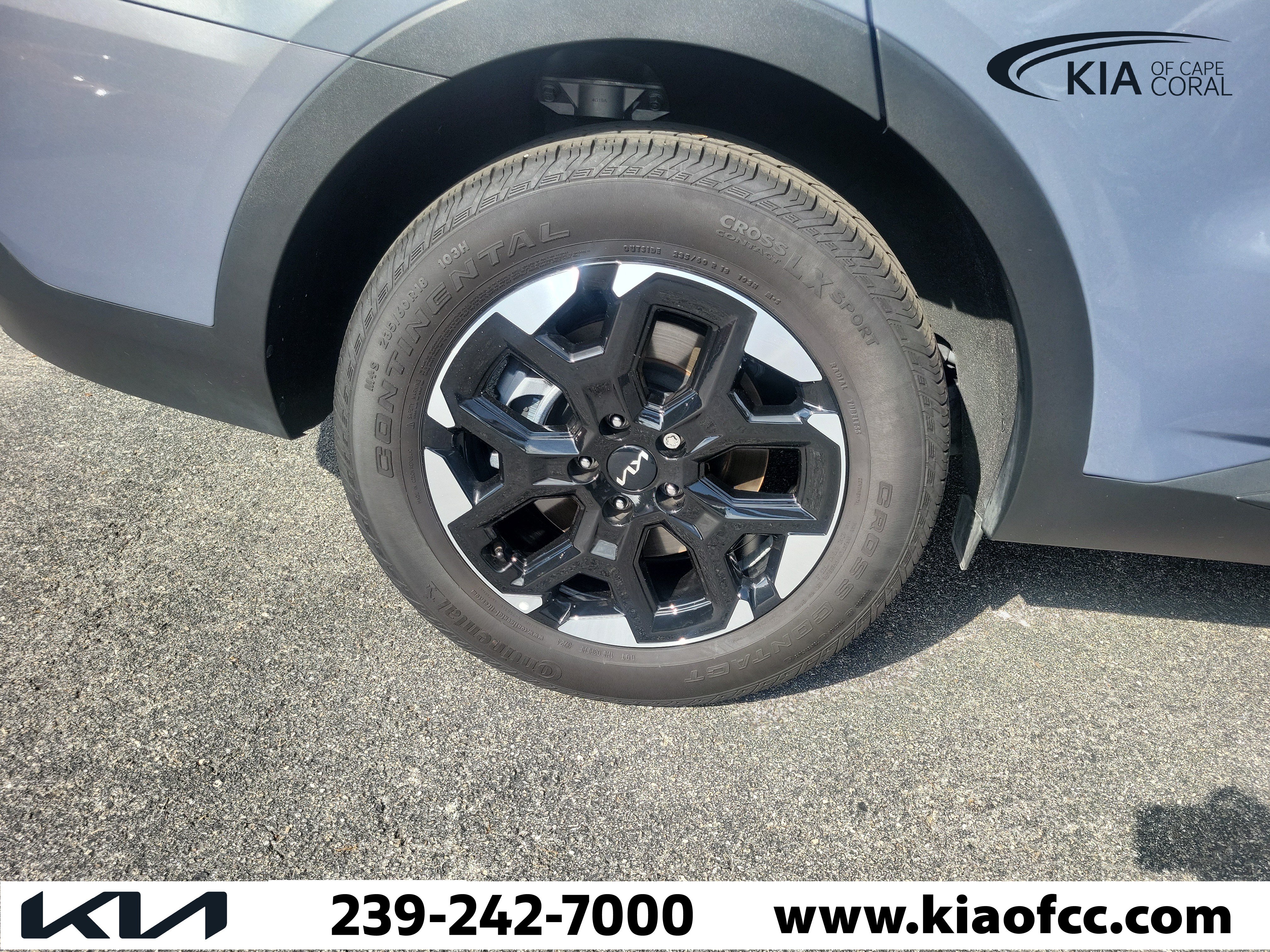Certified 2025 Kia Sorento S w/ Panoramic Sunroof Package FWD image 9