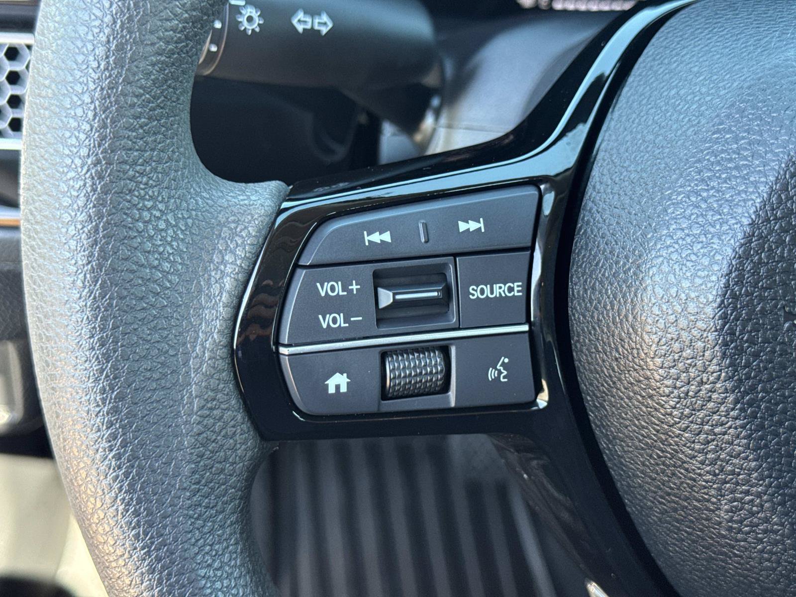 Certified 2025 Honda Civic LX image 11