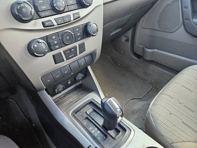 Used 2009 Ford Focus SE image 12