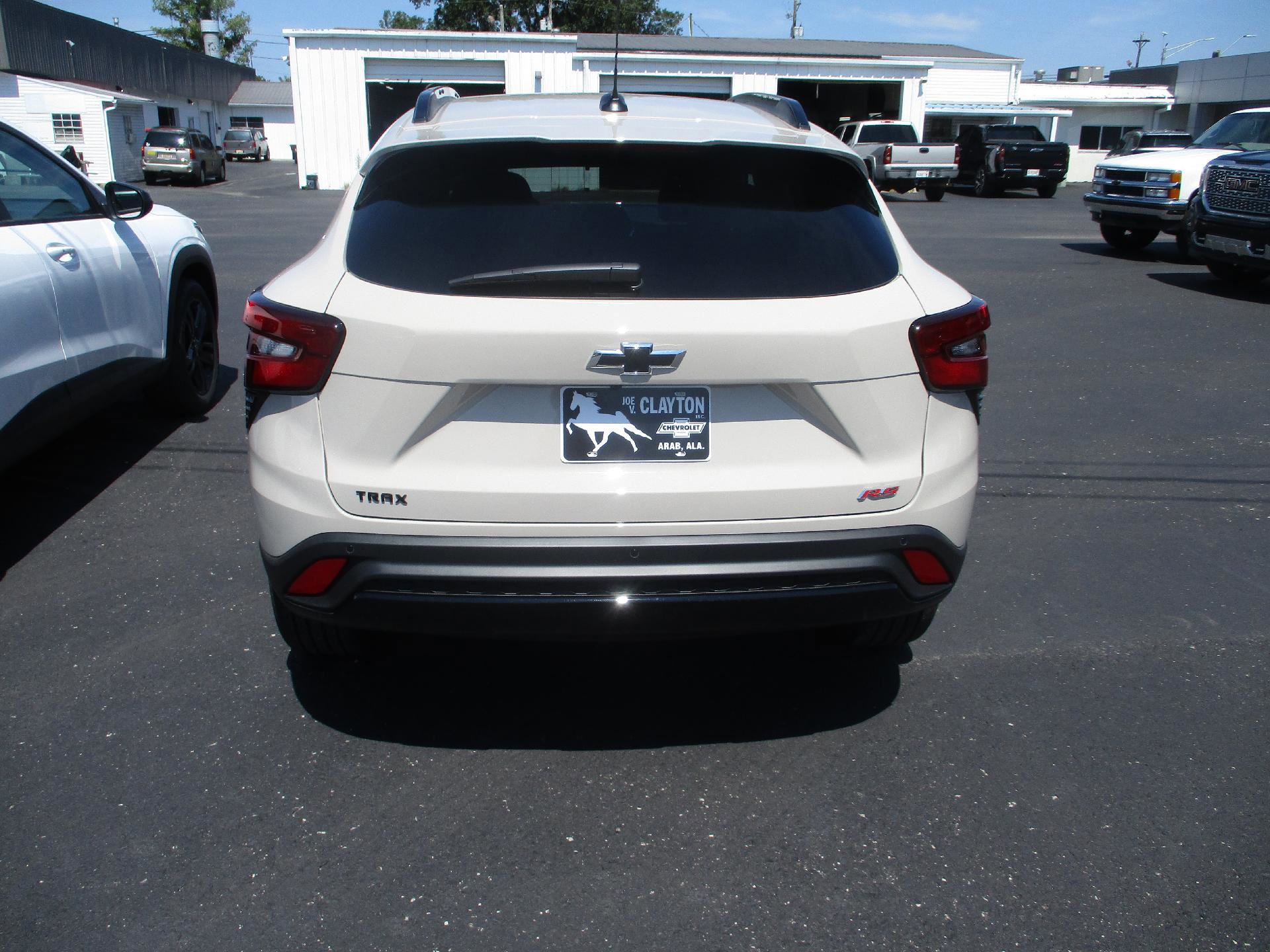 New 2026 Chevrolet Trax RS w/ Sunroof Package image 13