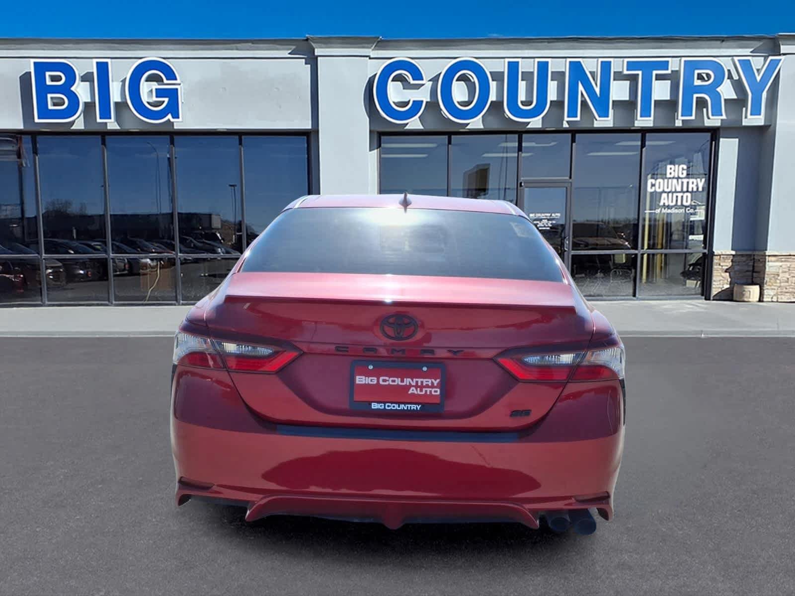 Used 2023 Toyota Camry SE FWD image 6
