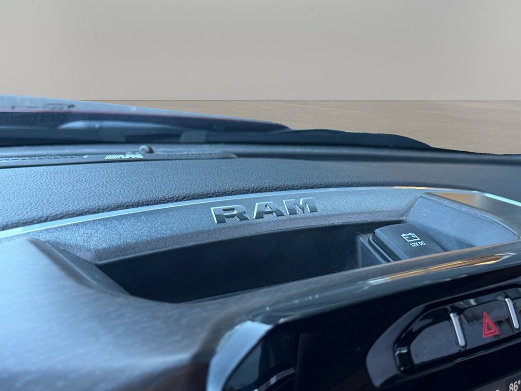 Used 2022 RAM 2500 Laramie AWD/4WD image 28