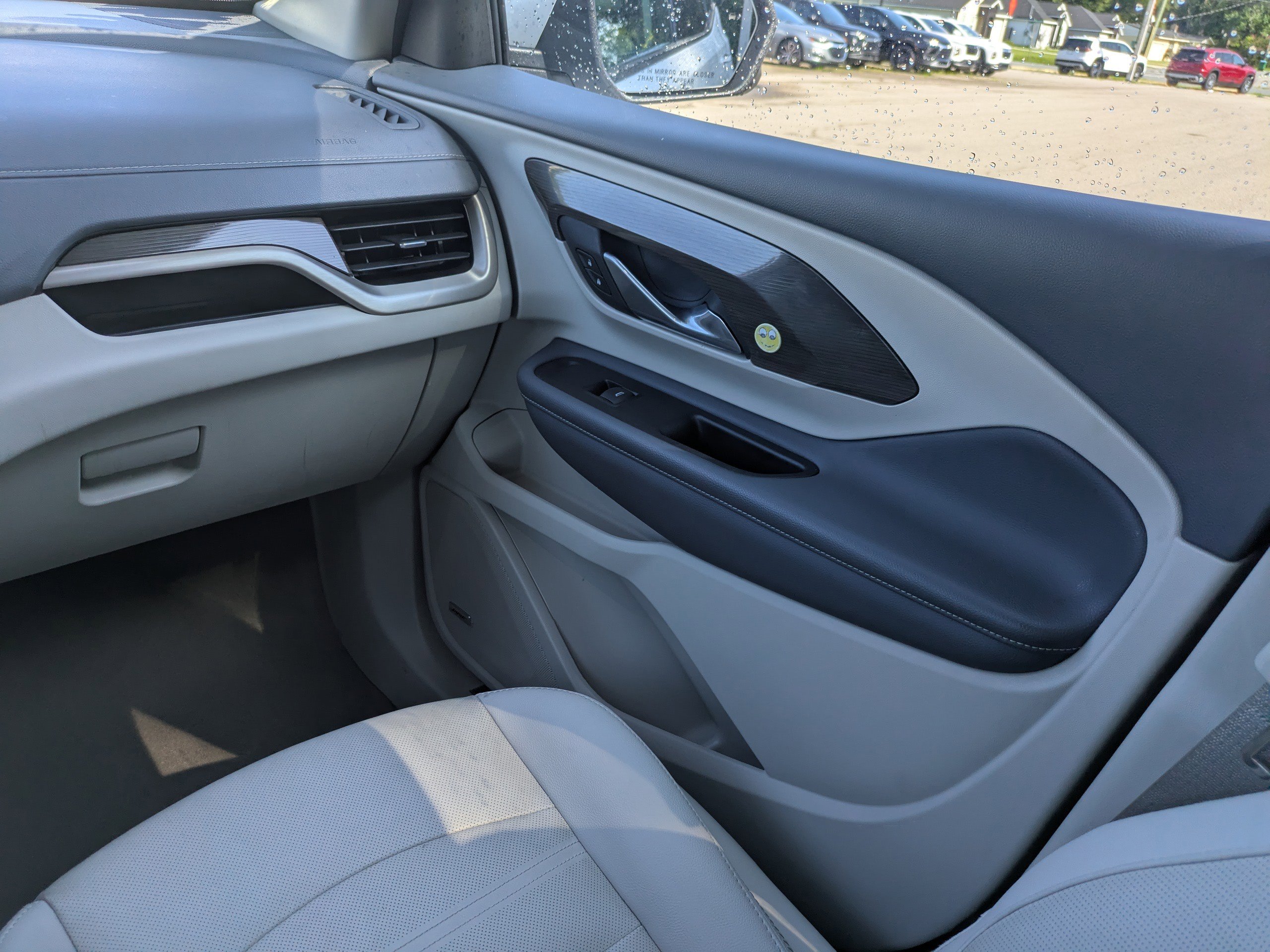 Used 2023 GMC Terrain Denali image 18