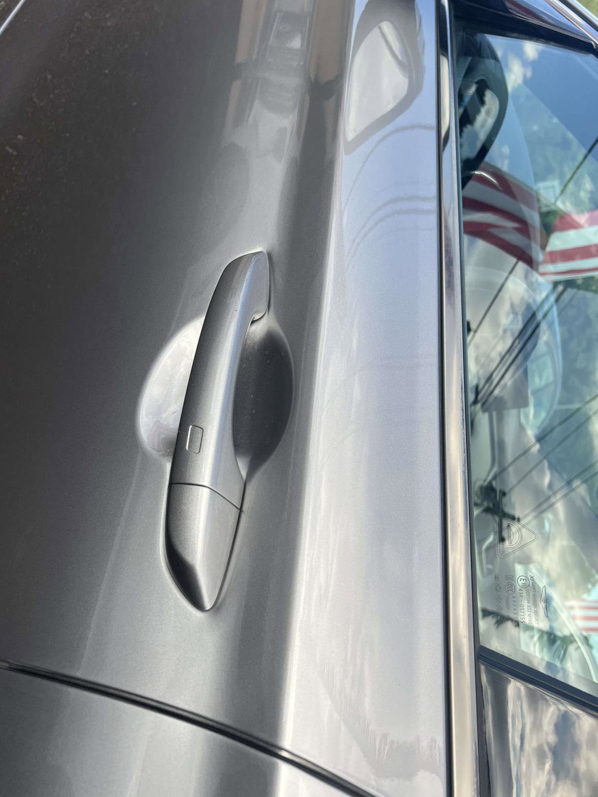 Used 2022 Genesis G70 3.3T w/ Sport Prestige Package image 9