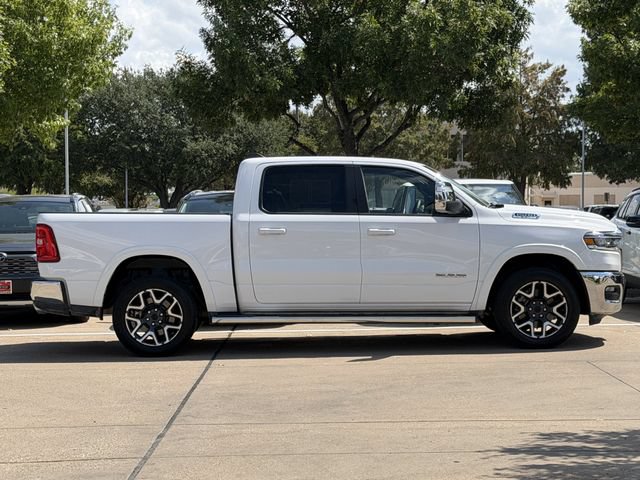 Used 2025 RAM 1500 Laramie AWD/4WD image 3