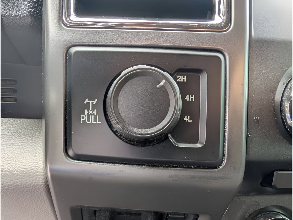 Used 2017 Ford F350 XLT w/ XLT Value Package AWD/4WD image 22