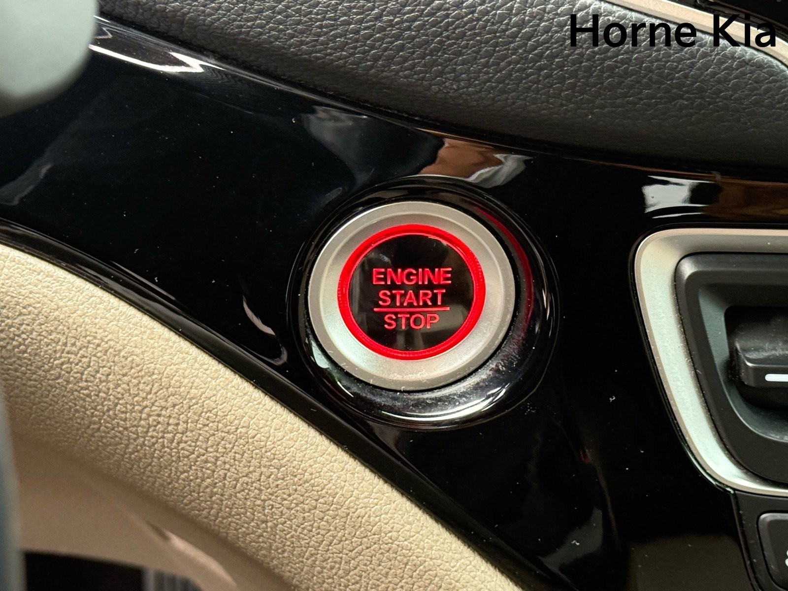 Used 2020 Honda Pilot Touring image 23