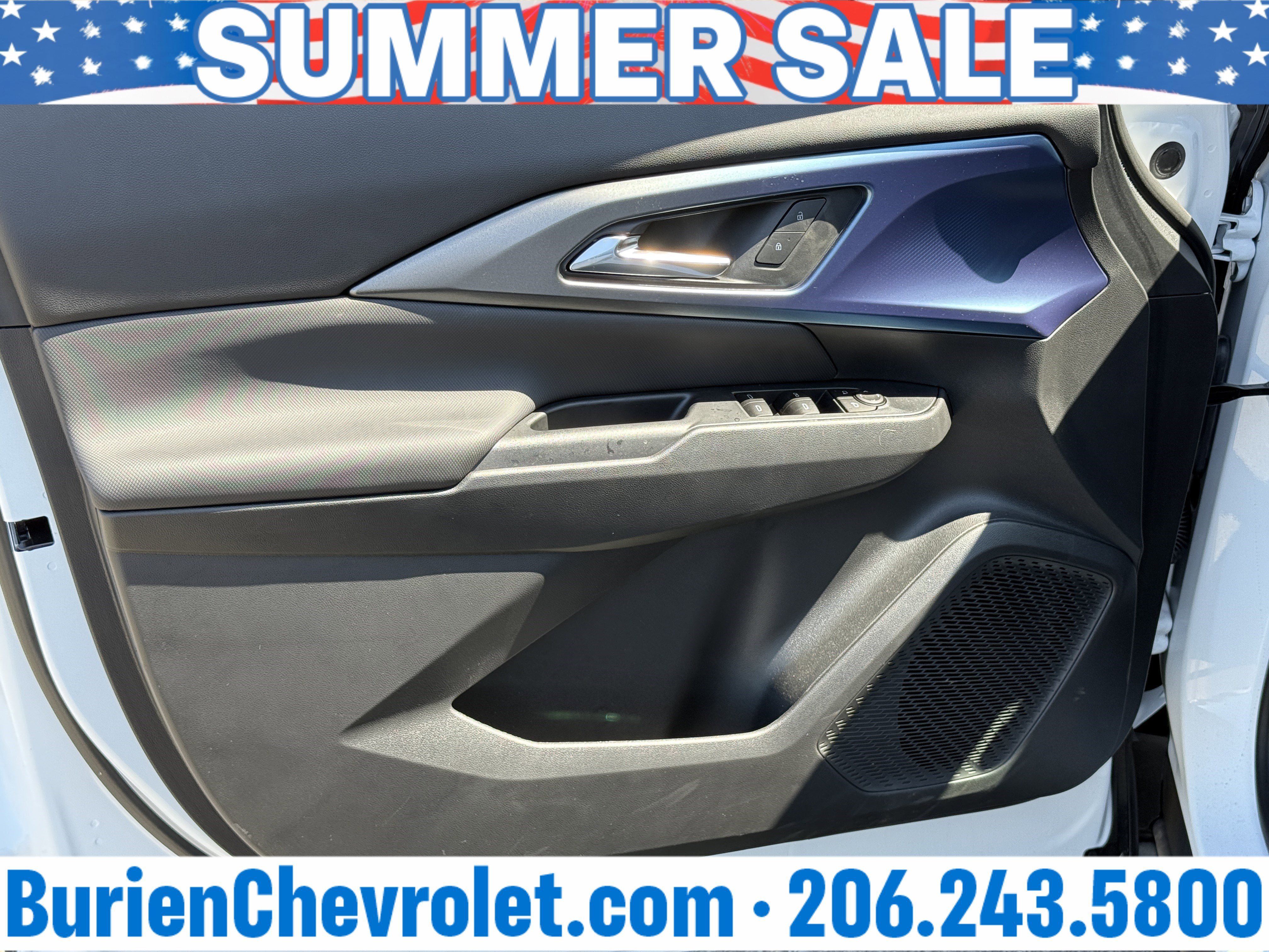 New 2026 Chevrolet Equinox EV LT FWD image 9