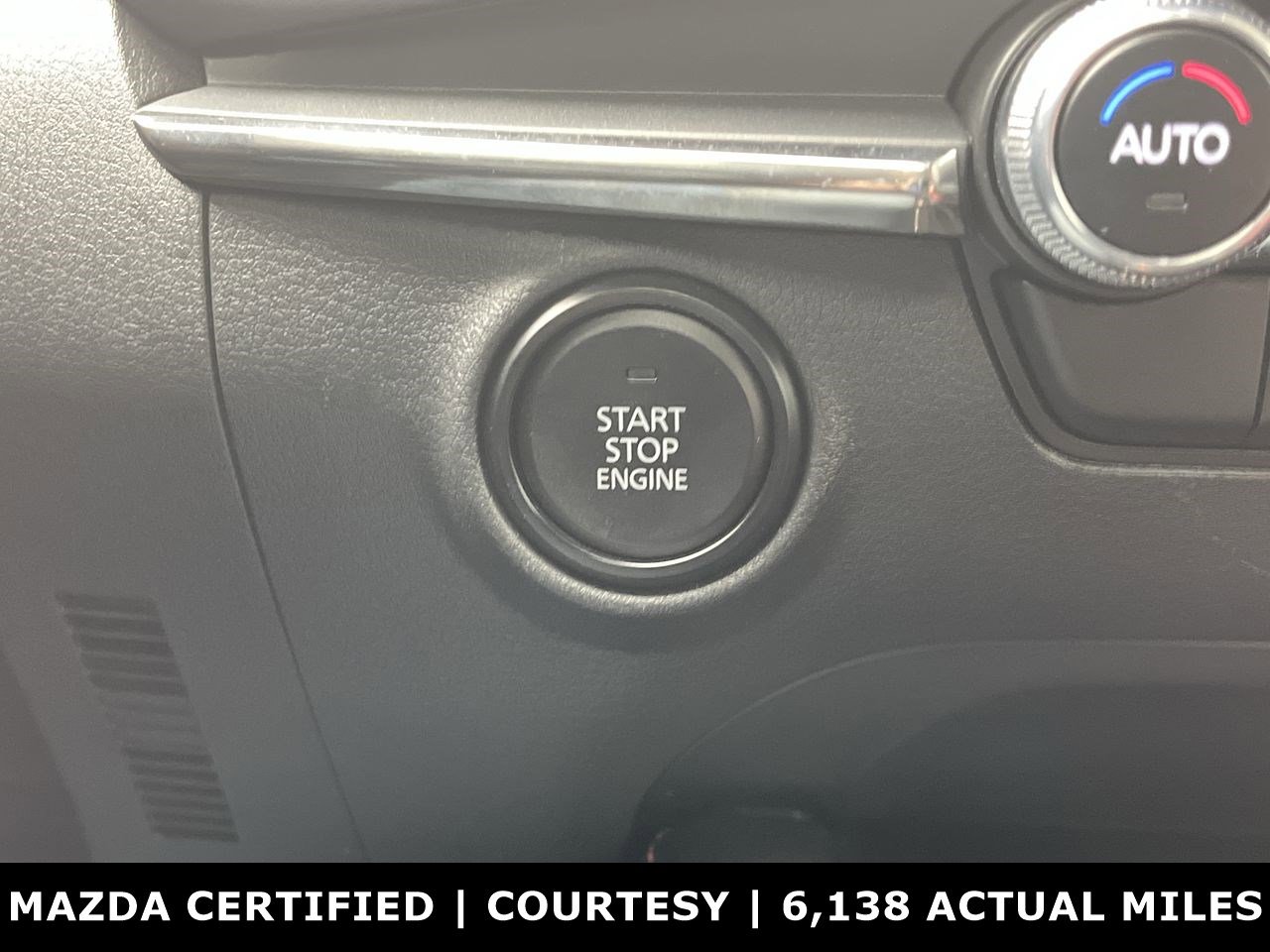 Certified 2025 MAZDA MAZDA3 Carbon image 20