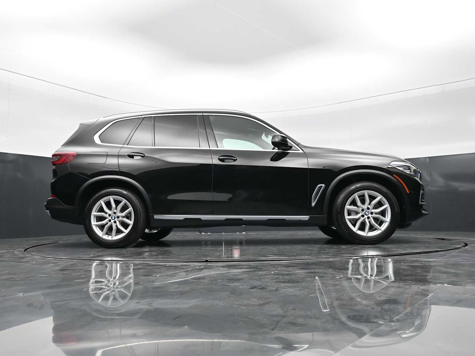 Used 2020 BMW X5 sDrive40i w/ Convenience Package RWD image 28