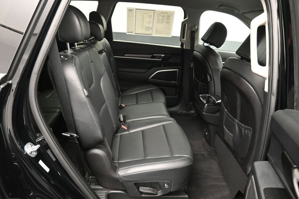 Certified 2024 Kia Telluride LX AWD/4WD image 24