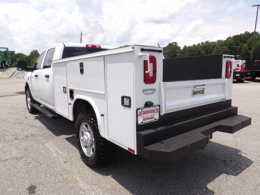 Used 2024 RAM 2500 Tradesman w/ Snow Chief Group AWD/4WD image 4