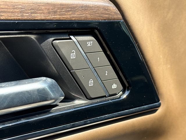 Used 2026 GMC Yukon Denali Ultimate image 21