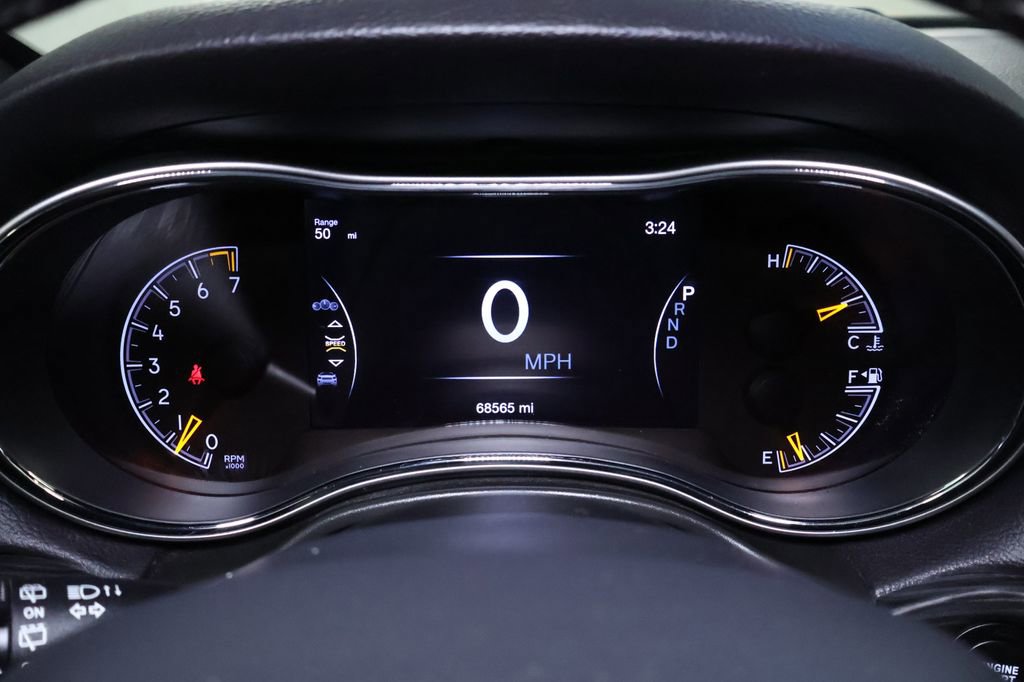 Used 2020 Jeep Grand Cherokee Limited image 23