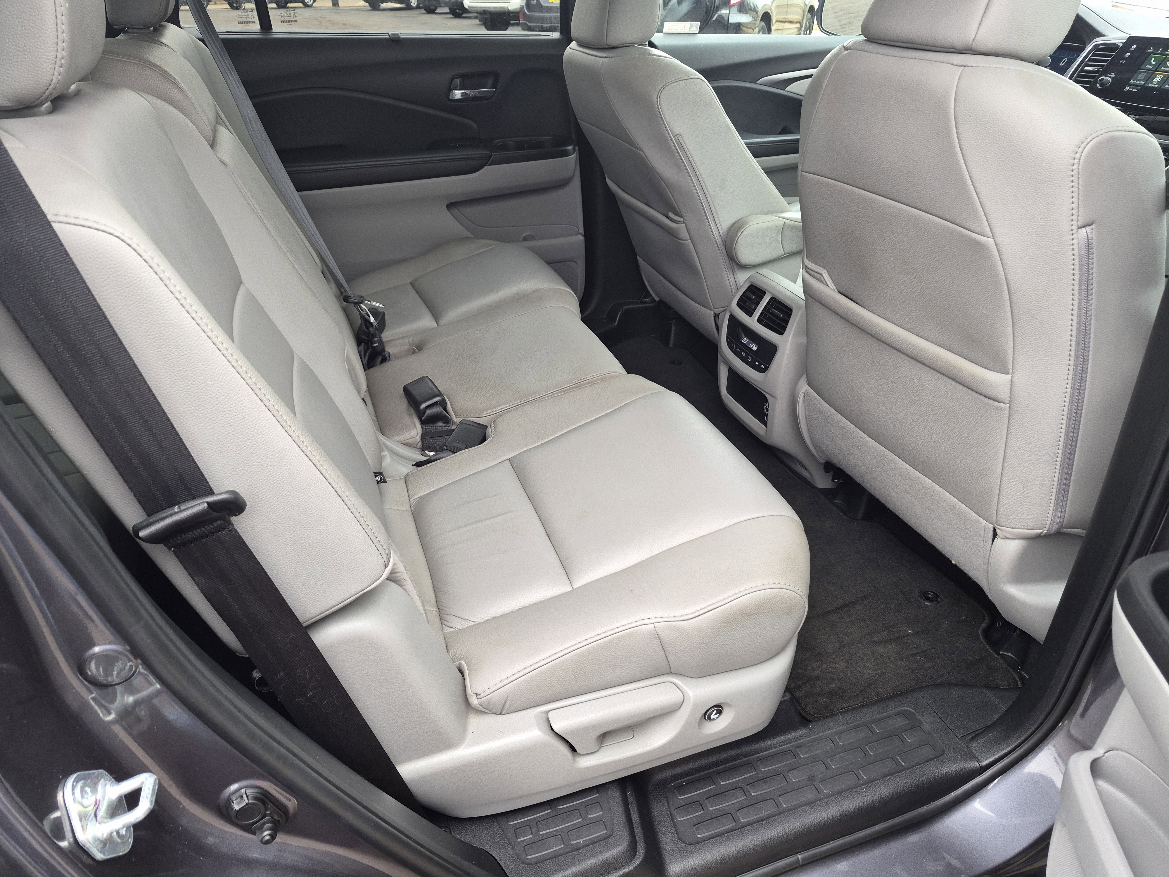 Used 2021 Honda Pilot EX-L image 16