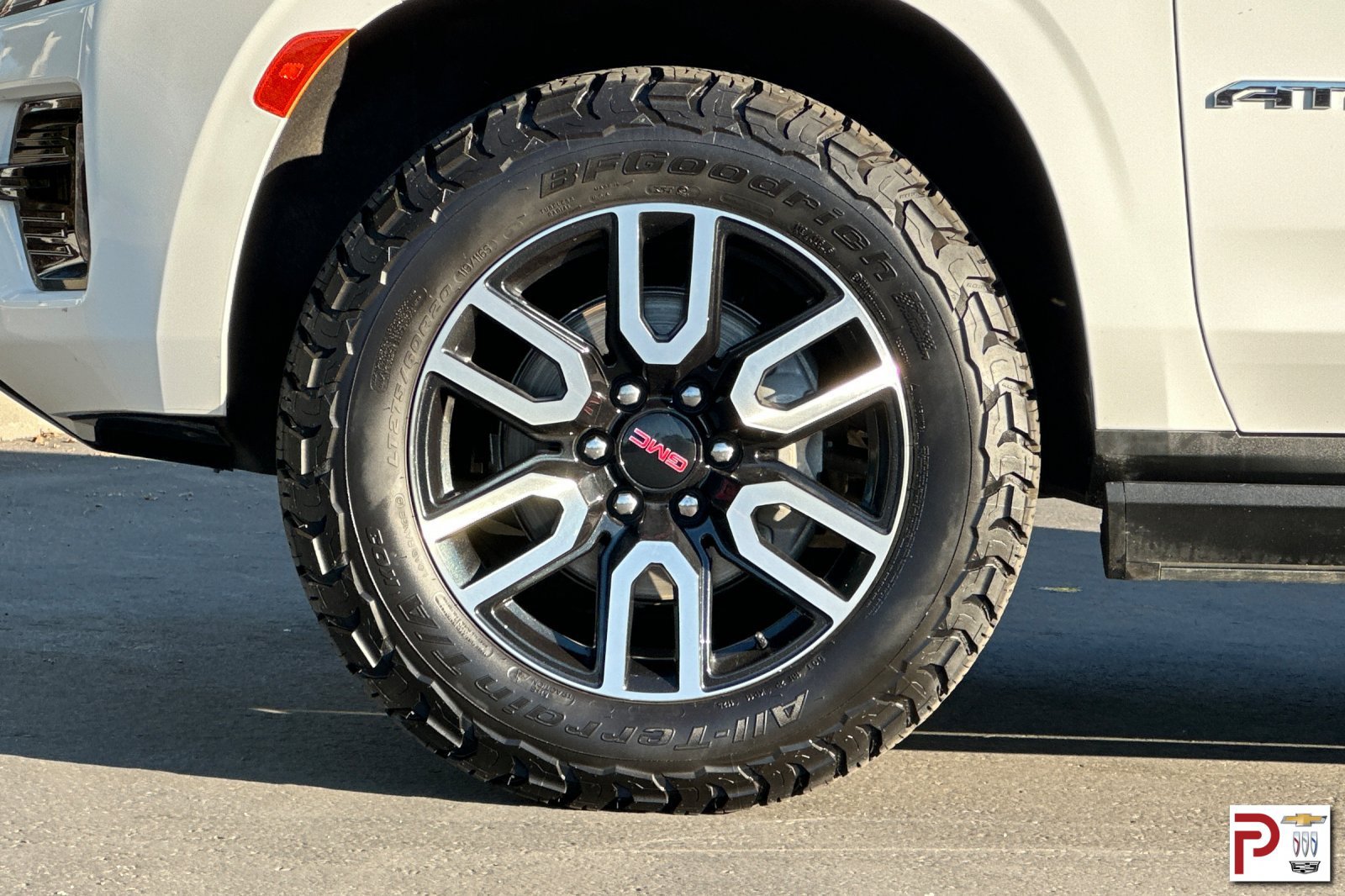Certified 2023 GMC Yukon XL AT4 w/ Technology Package AWD/4WD image 36