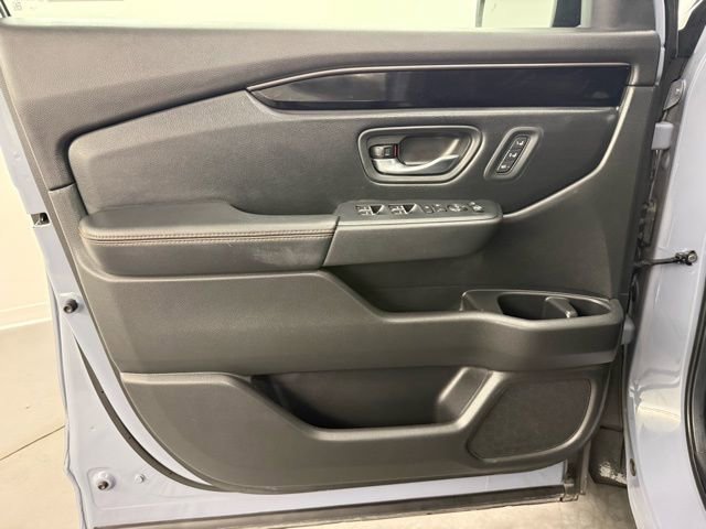 Certified 2025 Honda Pilot TrailSport image 30