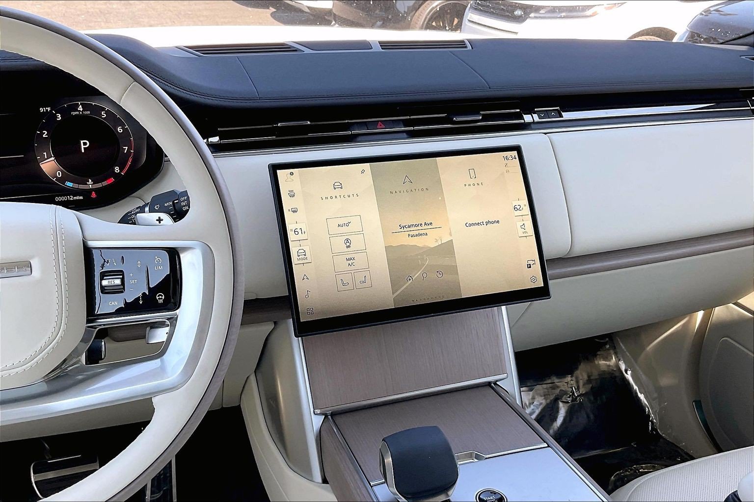 New 2026 Land Rover Range Rover SE AWD/4WD image 11