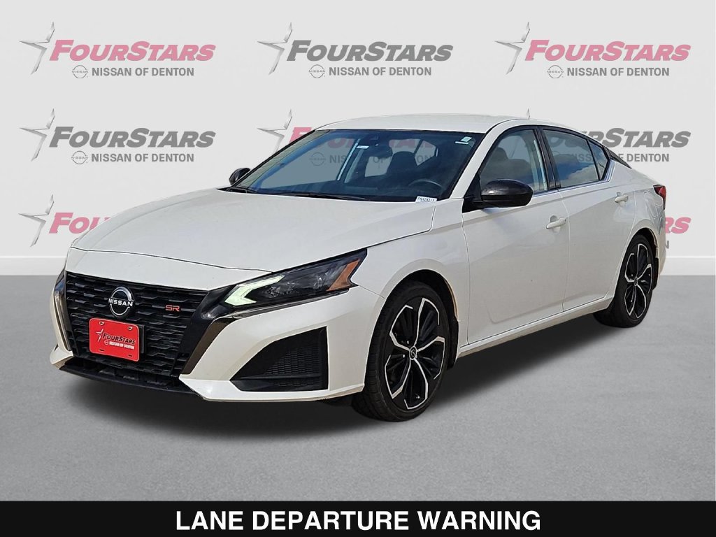 Used 2023 Nissan Altima 2.5 SR FWD image 5