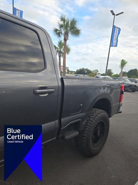 Used 2026 Ford F250 Platinum w/ Tremor Off-Road Package AWD/4WD image 4