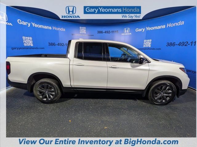 Used 2023 Honda Ridgeline Sport image 6