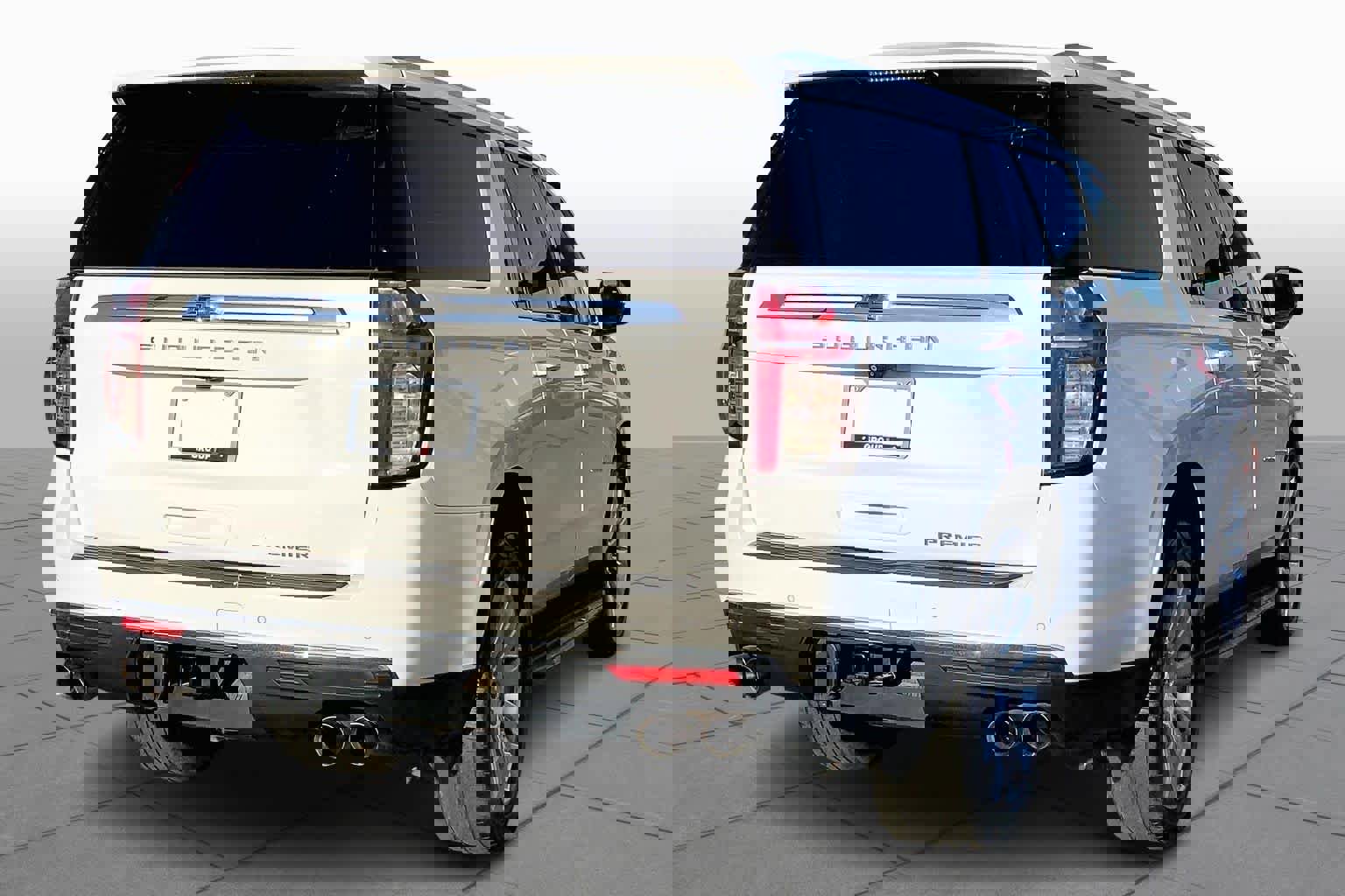 Used 2021 Chevrolet Suburban Premier w/ Premium Package image 13