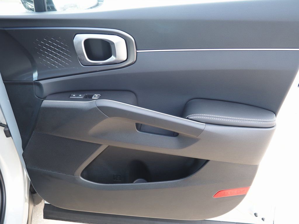 New 2026 Kia Sorento S w/ S Panoramic Sunroof Package image 38