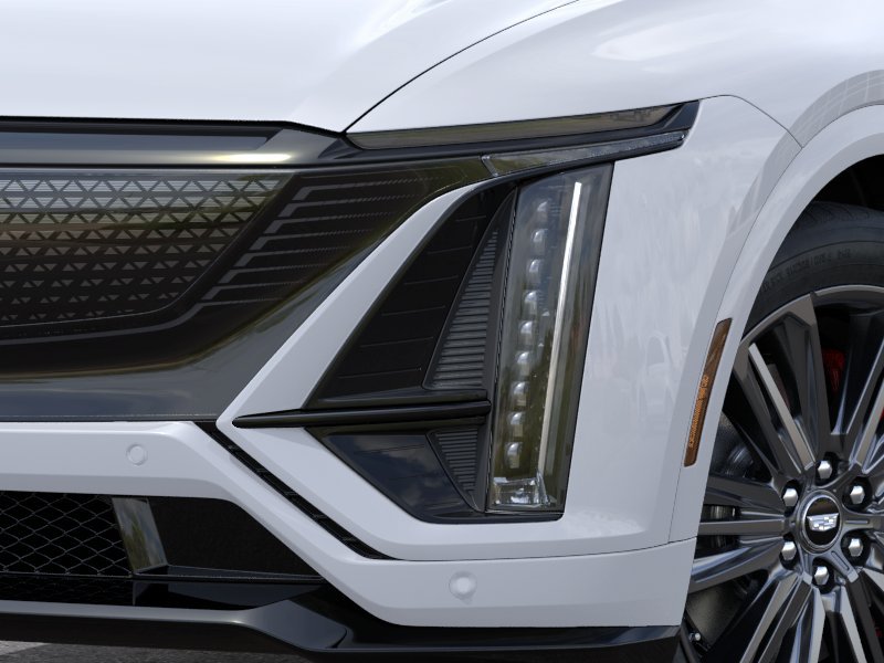 New 2027 Cadillac Lyriq V Premium w/ LPO, Floor Liner Package AWD/4WD image 11