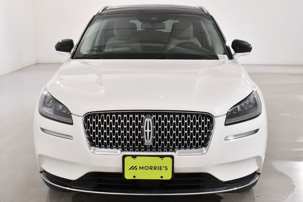 Used 2022 Lincoln Corsair AWD w/ Premium Package image 3