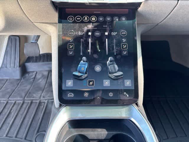 Used 2023 Lucid Air Touring AWD/4WD image 19