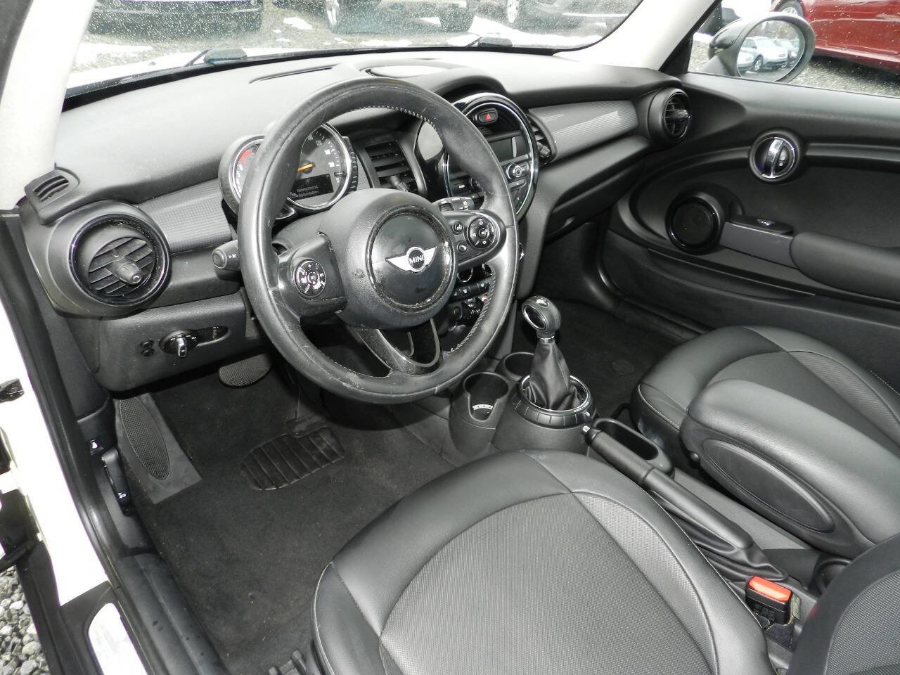 Used 2015 MINI Cooper 2-Door Hardtop w/ Cold Weather Package image 13