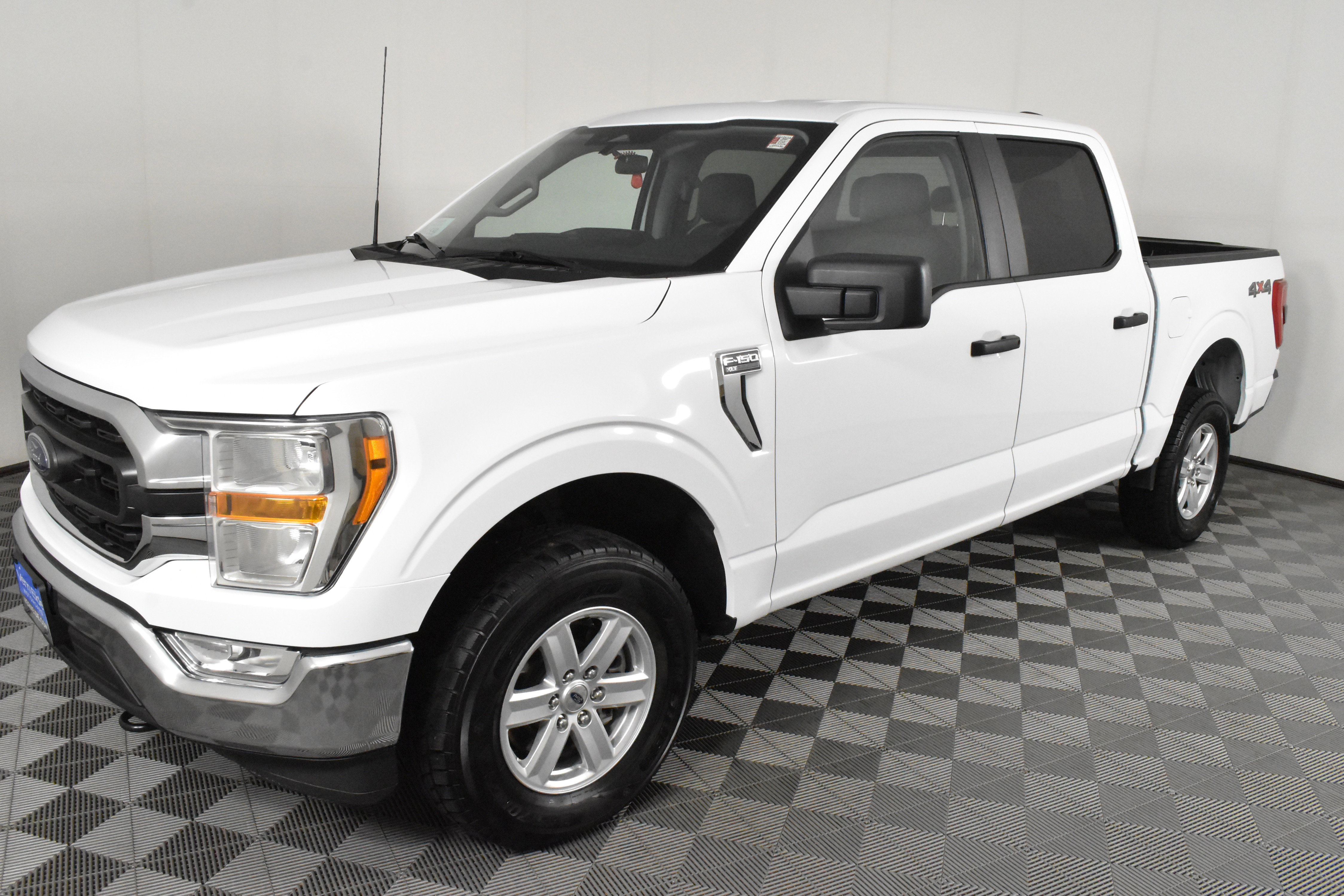 Used 2022 Ford F150 XLT image 10