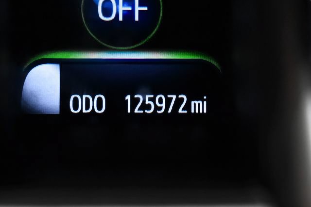 Used 2016 Toyota Avalon XLE FWD image 29