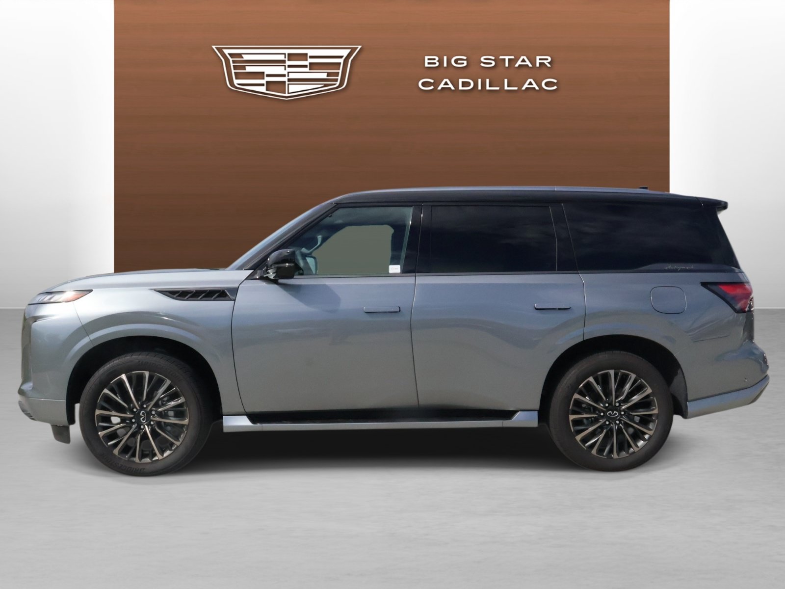 Used 2027 INFINITI QX80 Autograph AWD/4WD image 2