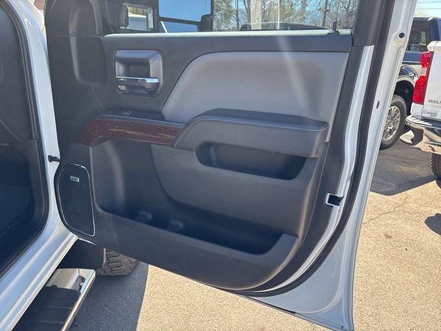 Used 2018 GMC Sierra 2500 SLT w/ Duramax Plus Package image 19