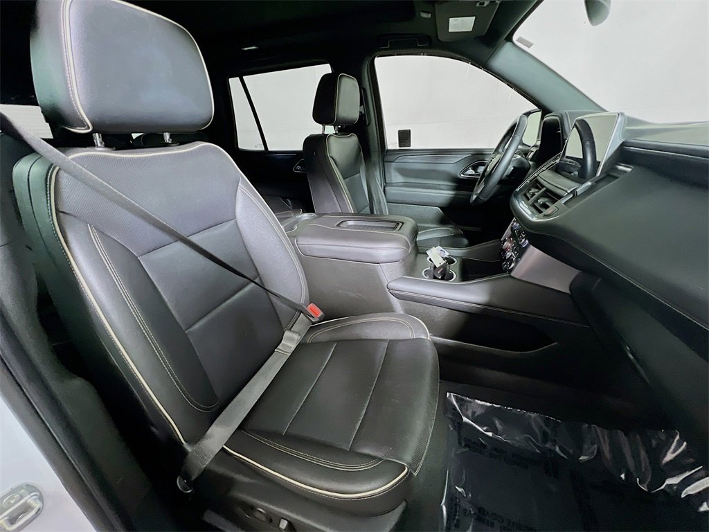 Used 2022 GMC Yukon SLT w/ SLT Premium Package image 25