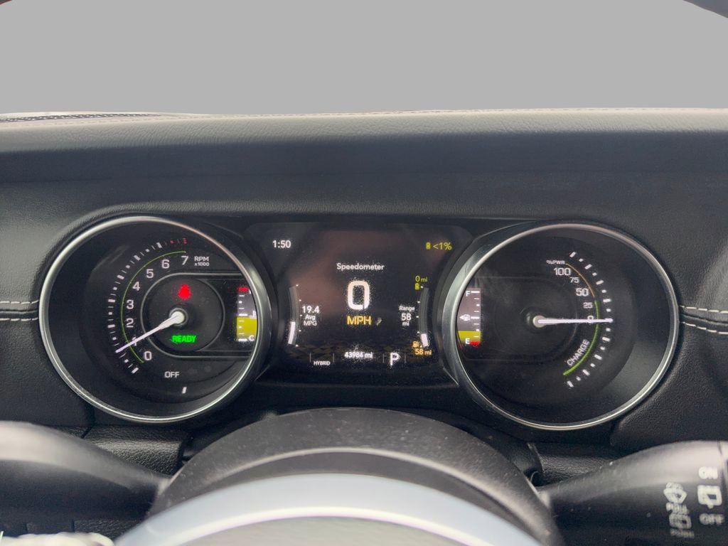 Used 2023 Jeep Wrangler Unlimited Sahara w/ Cold Weather Group image 17