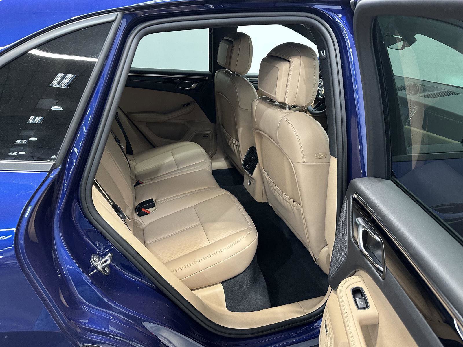 Certified 2026 Porsche Macan Turbo image 38