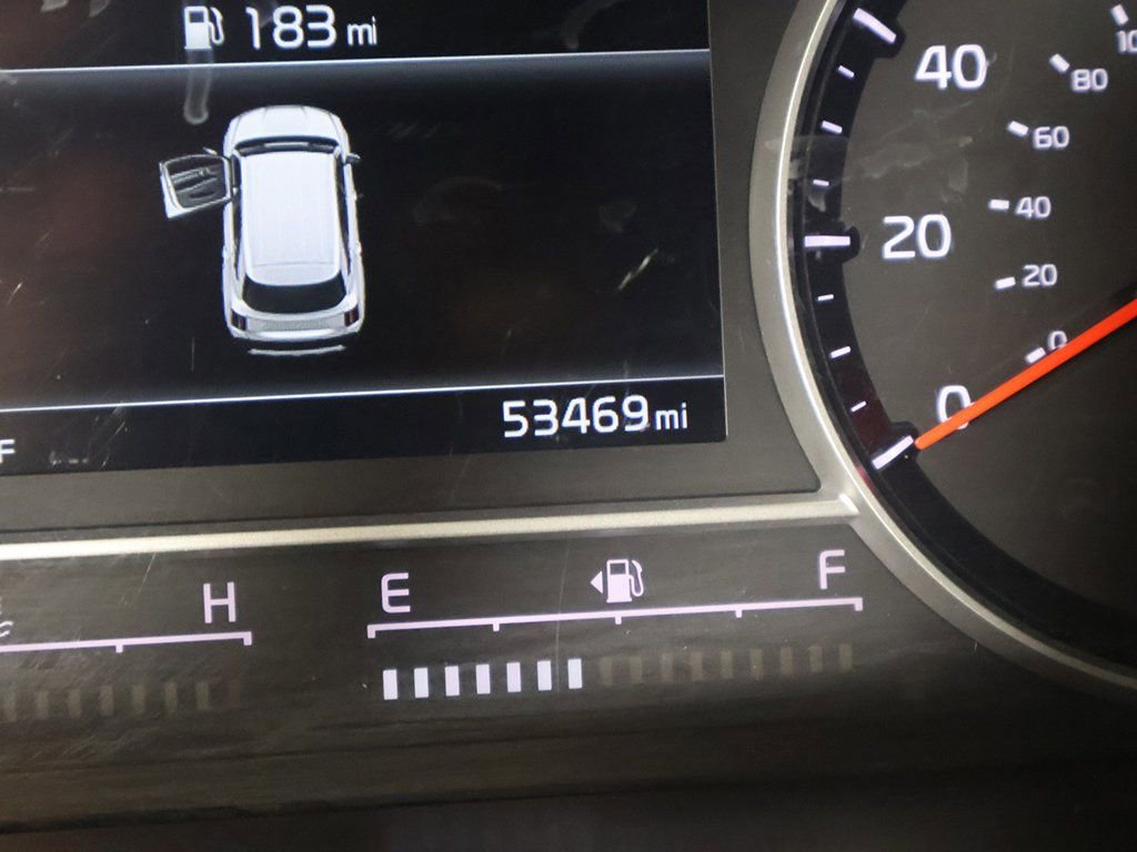 Used 2023 Kia Sorento LX image 35