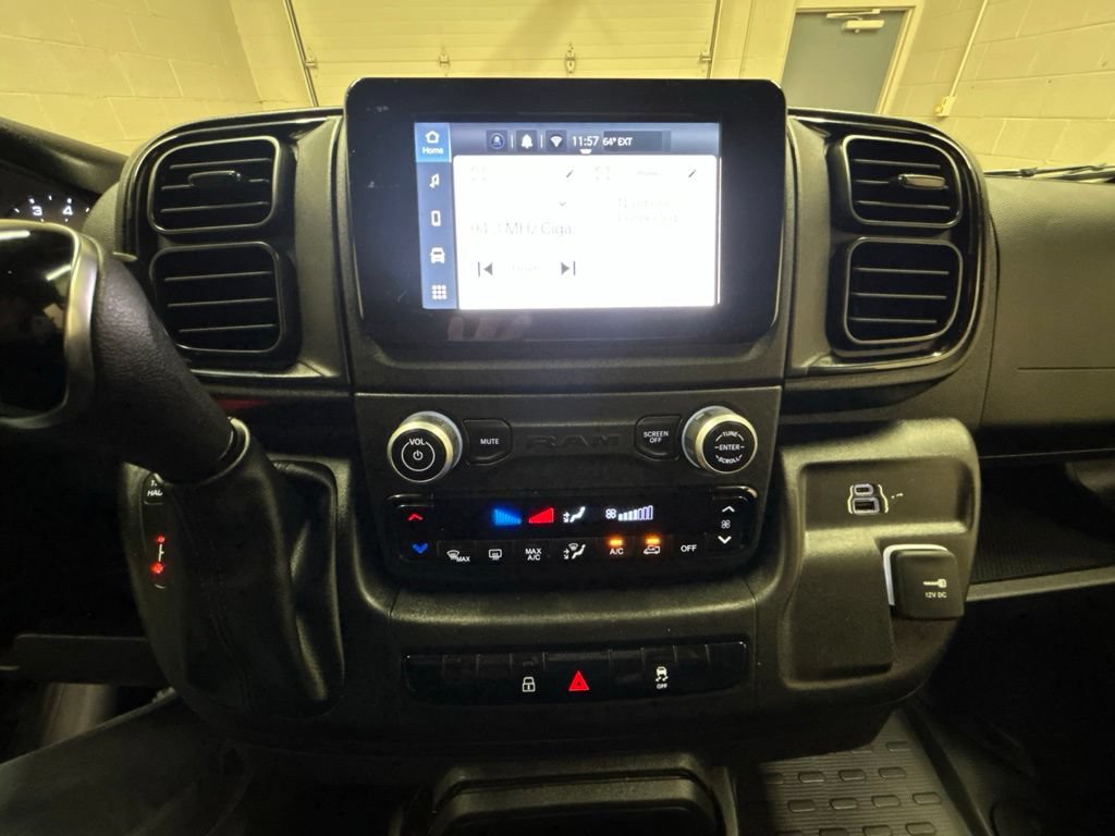 Used 2025 RAM ProMaster 2500 w/ Convenience Group FWD image 21