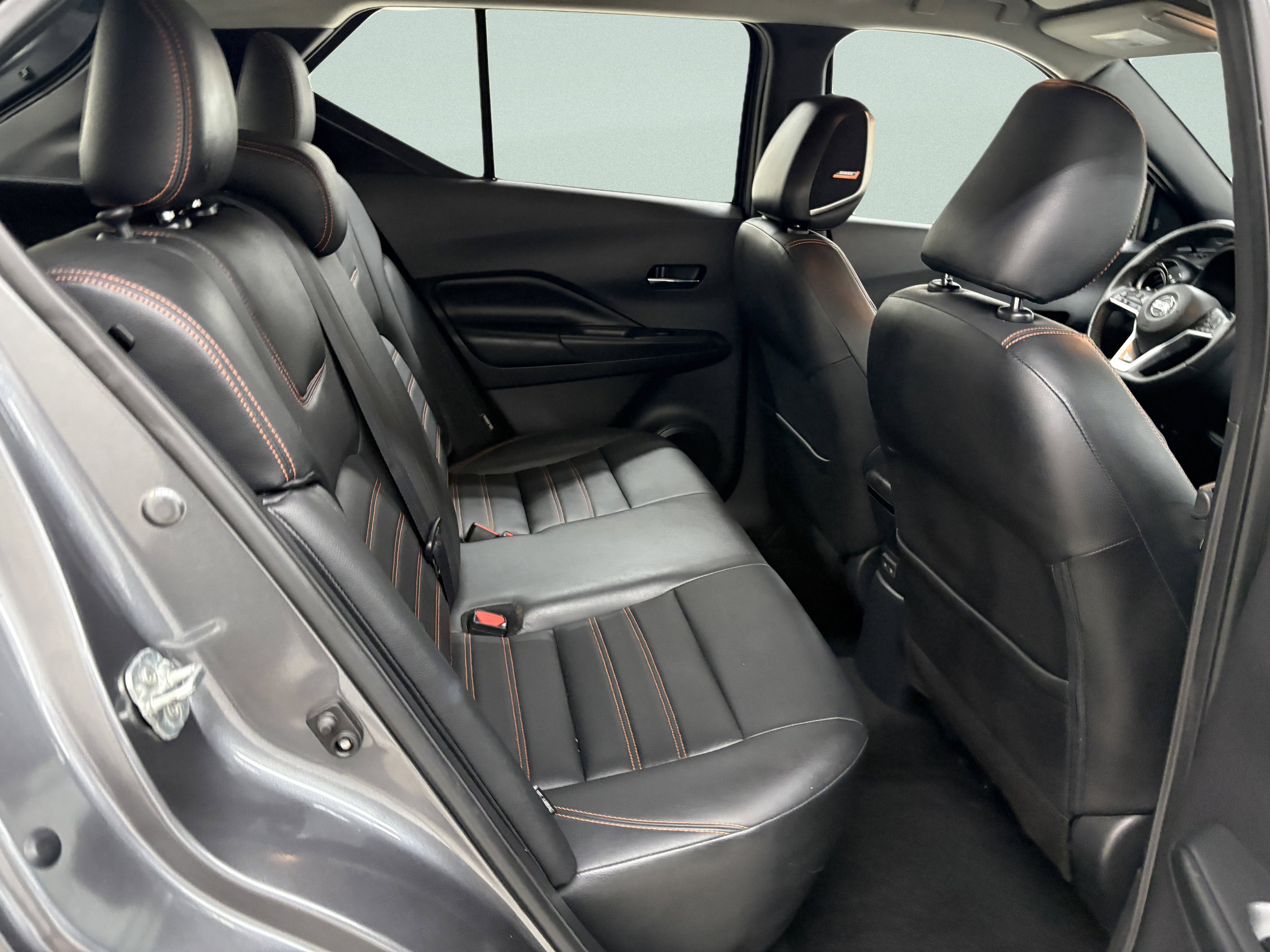 Used 2020 Nissan Kicks SR w/ SR Premium Package FWD image 22