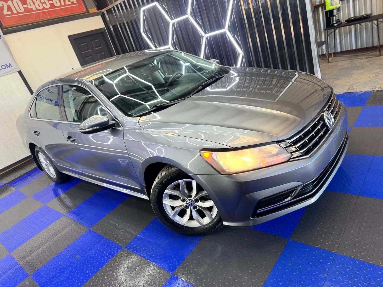 Used 2016 Volkswagen Passat 1.8T S image 11