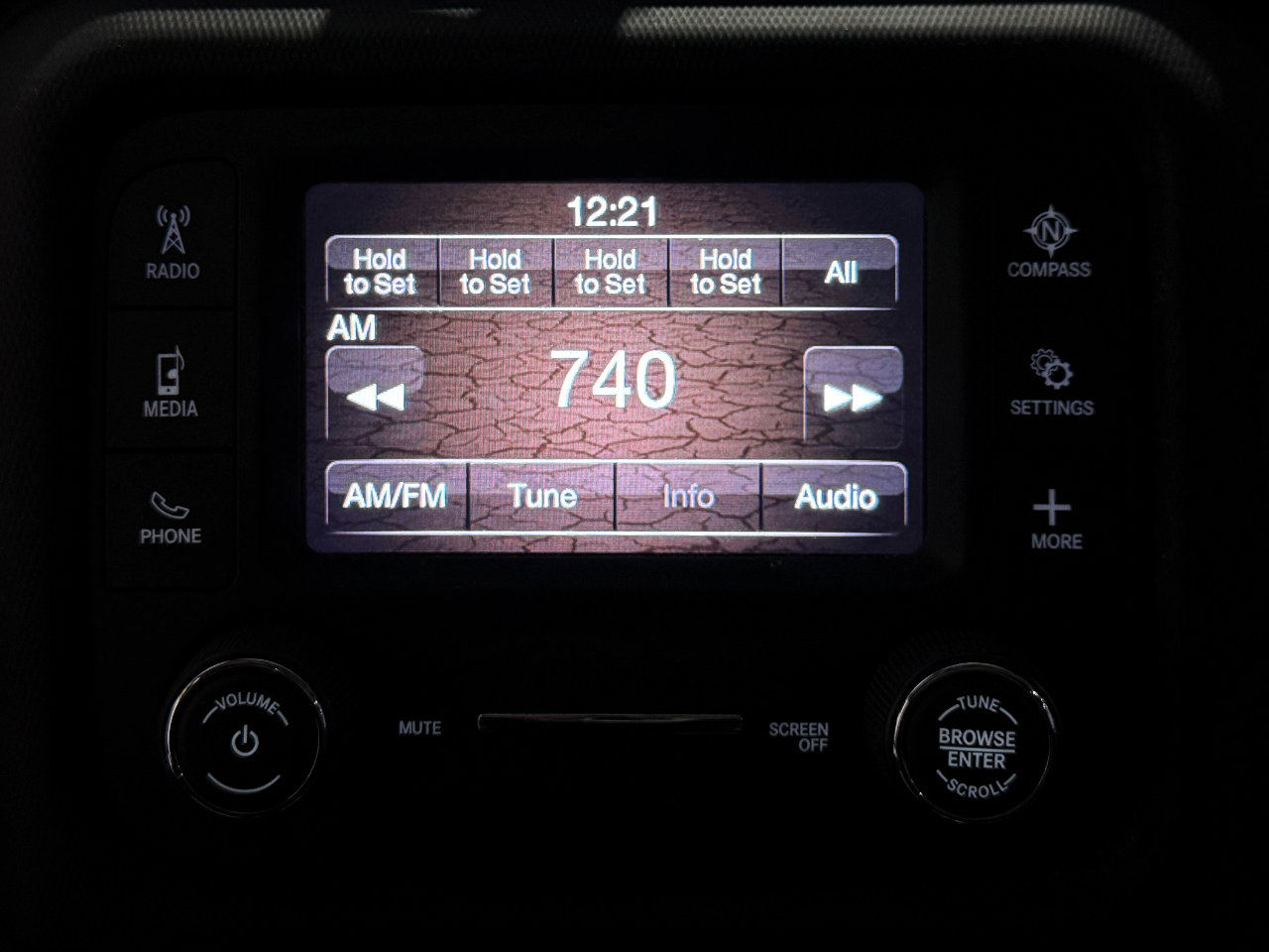 Used 2021 Jeep Gladiator Sport image 4