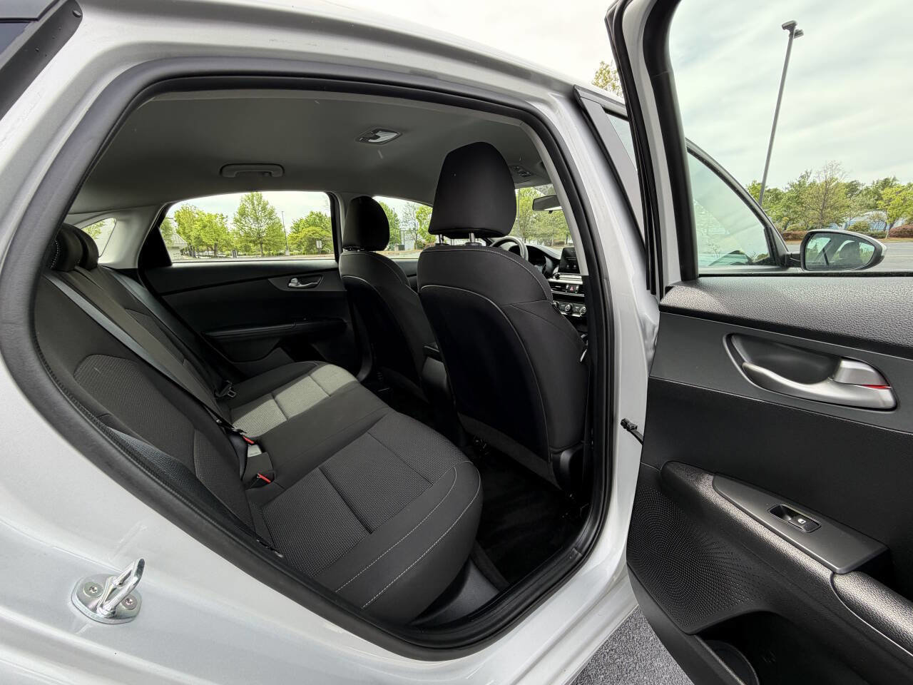 Used 2020 Kia Forte LXS image 13