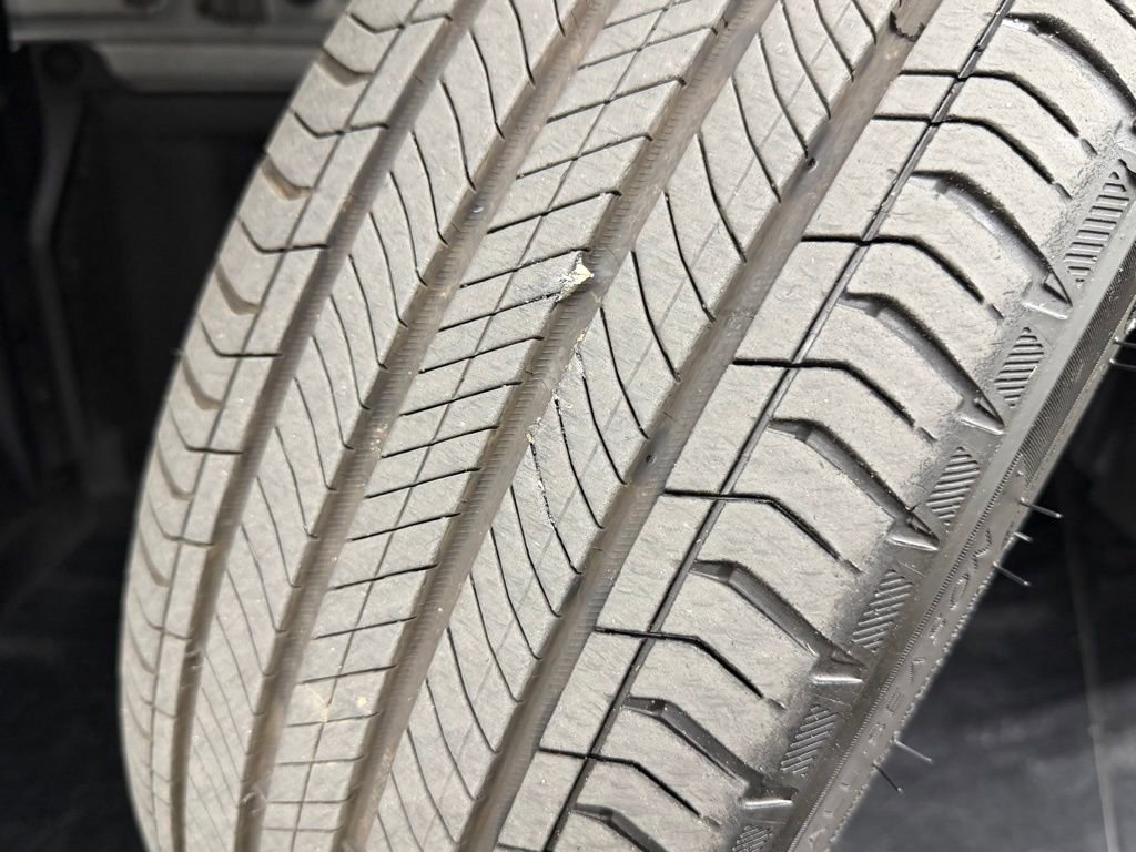 Used 2023 Toyota Prius Limited w/ Limited Premium Package image 17